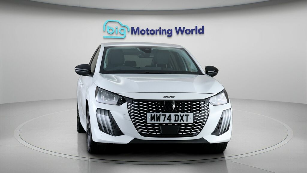 Peugeot 208 Allure MW74DXT White #2
