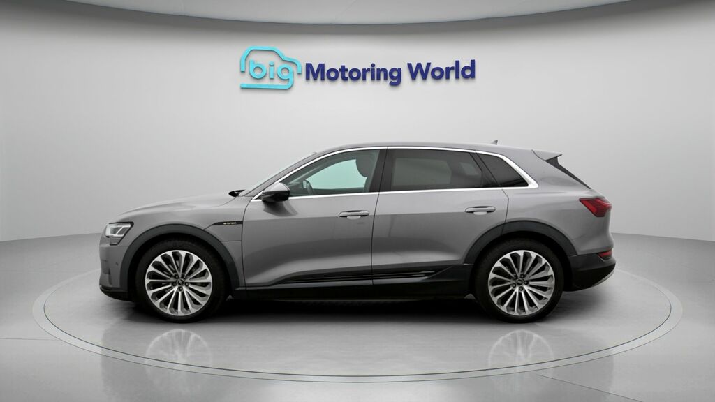 Audi E-tron Sport Grey #4
