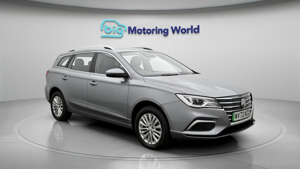 MG MG5 Exclusive Long Range Silver
