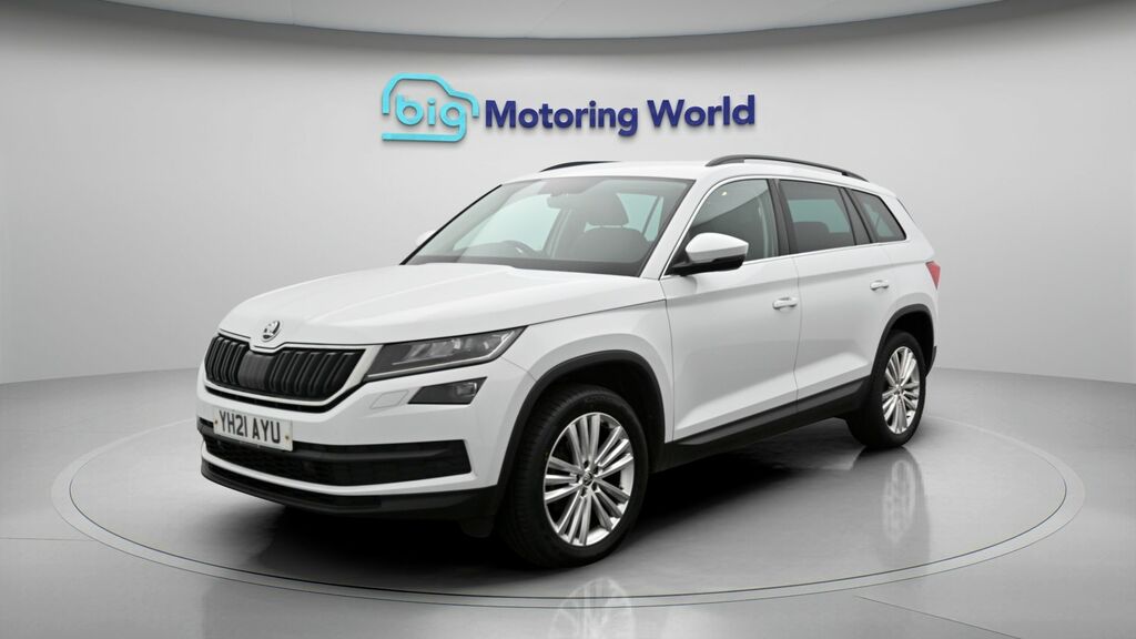 Skoda Kodiaq Se L YH21AYU White #3