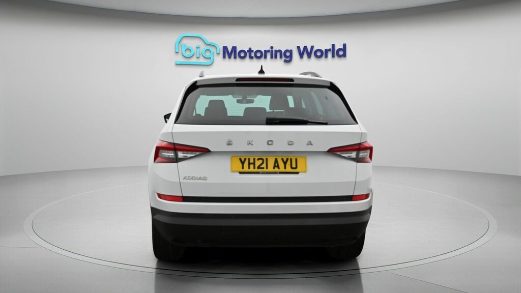 Skoda Kodiaq Se L YH21AYU White #6