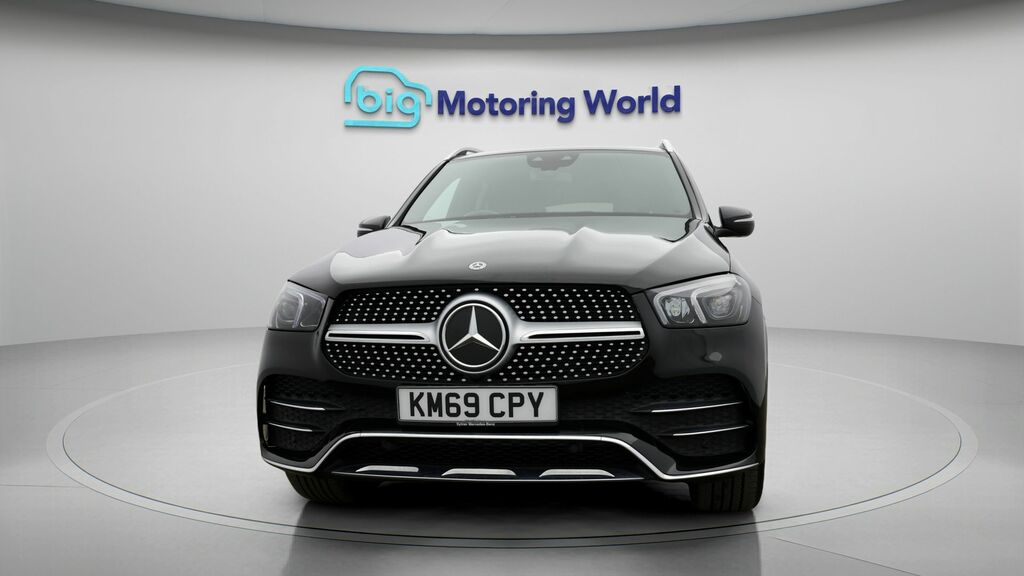 Mercedes-Benz GLE Class Amg Line KM69CPY Black #2