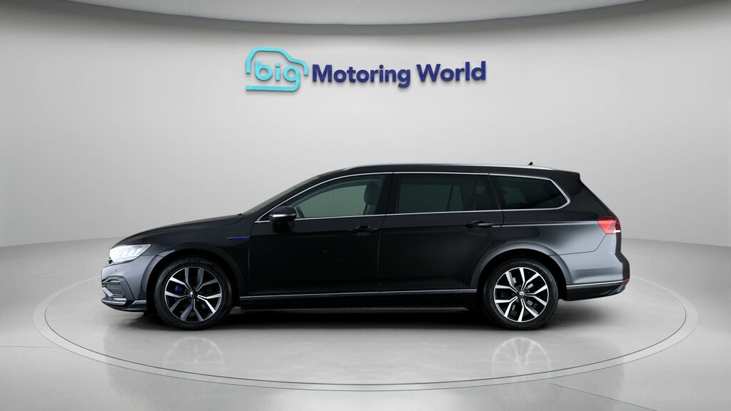 Volkswagen Passat Gte Grey #4