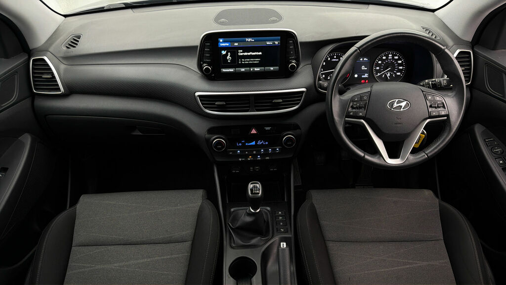 Hyundai Tucson 1.6 T-gdi Premium Se 2Wd Dct White #12