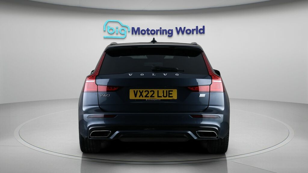 Volvo V60 R-design VX22LUE Blue #6