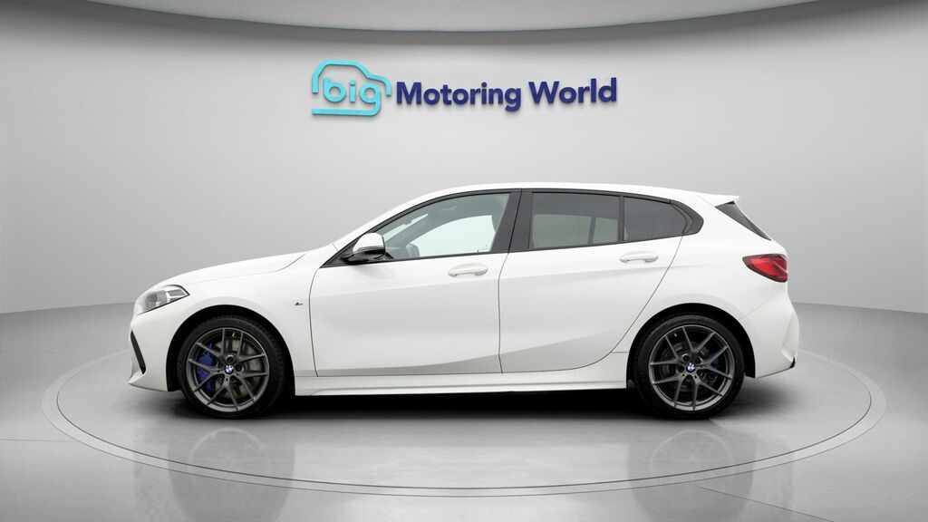 BMW 1 Series M Sport YF73VFU White #4