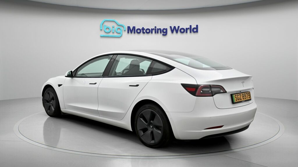 Tesla Model 3 Standard Range Plus SGZ8979 White #5