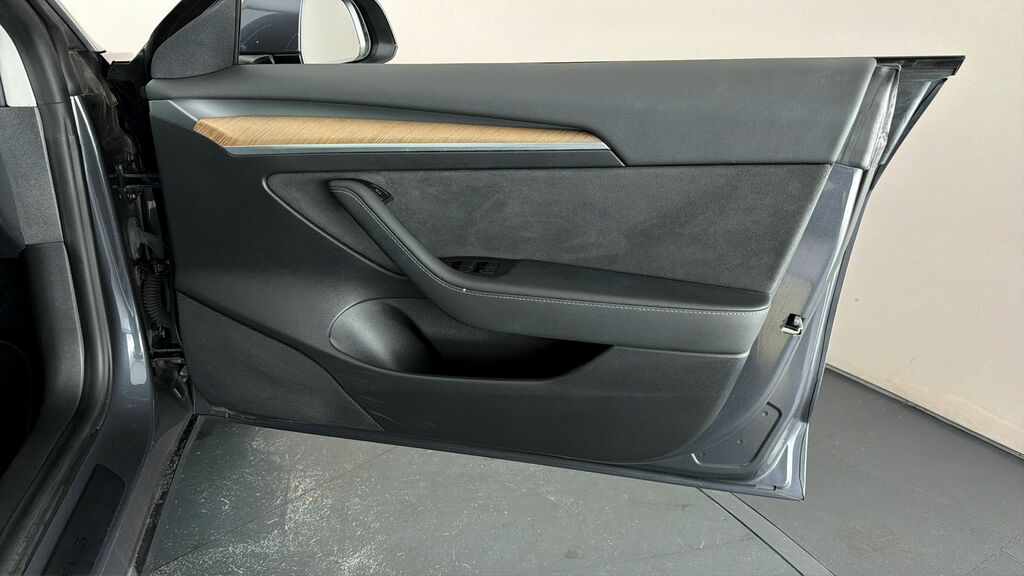 Tesla Model 3 Long Range LB21EJK Grey #6