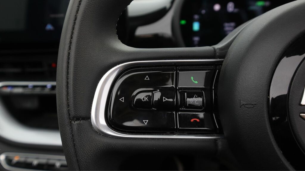 Fiat 500E C La Prima Black #21