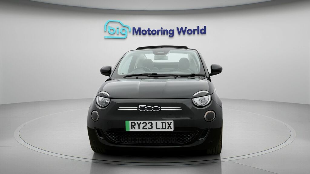 Fiat 500E C Icon Black #2