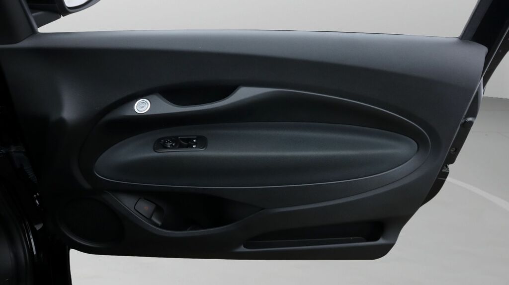 Fiat 500E C La Prima Black #15