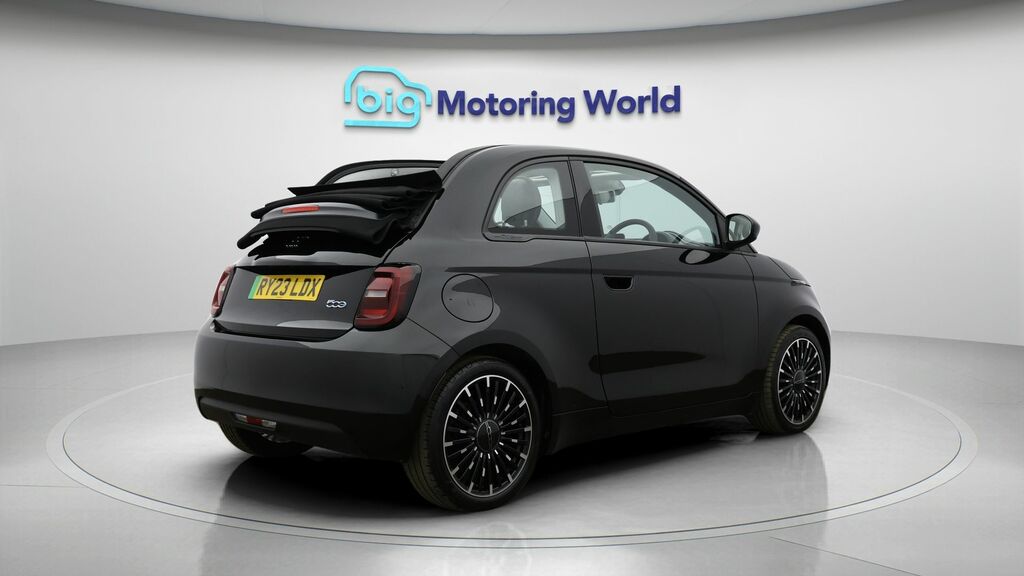 Fiat 500E C La Prima Black #7