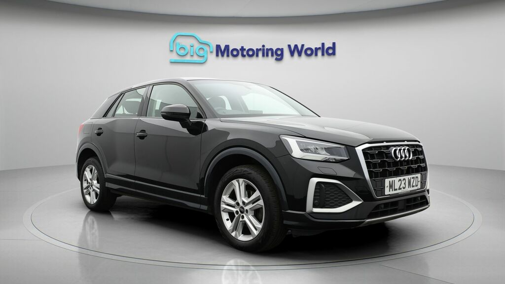 Audi Q2 Sport Black