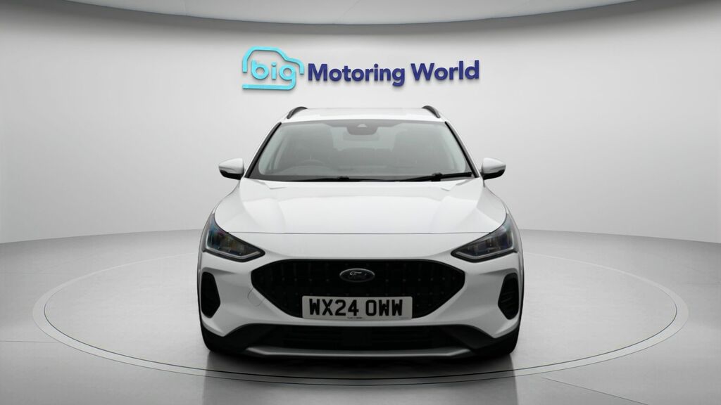 Ford Focus Active WX24OWW White #2