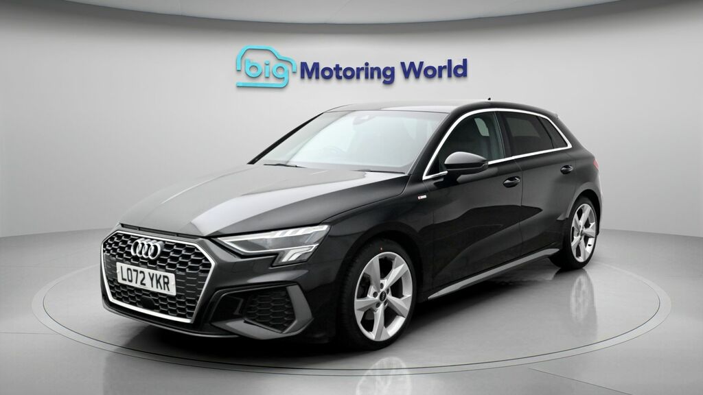 Audi A3 S Line LO72YKR Black #3