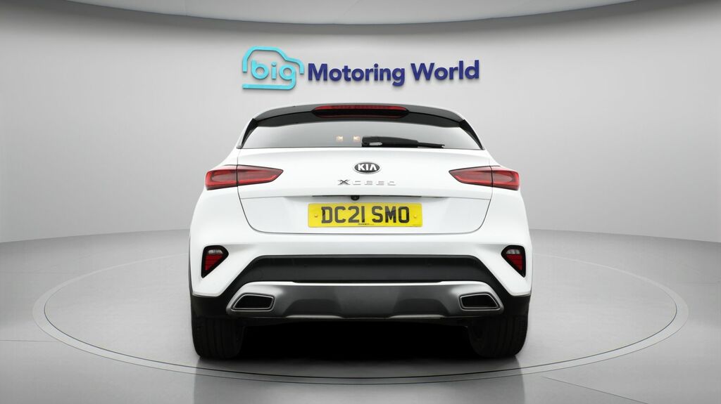 Kia Xceed 3 White #6