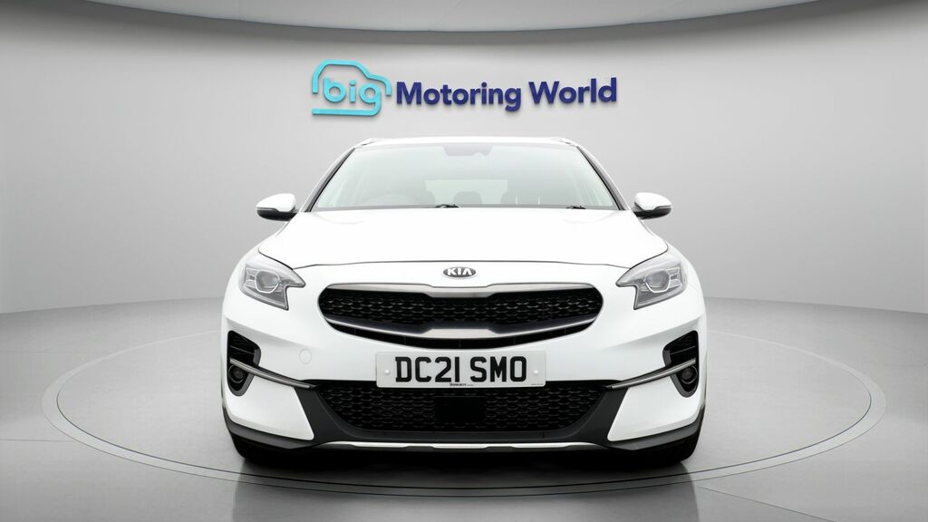 Kia Xceed 3 White #2