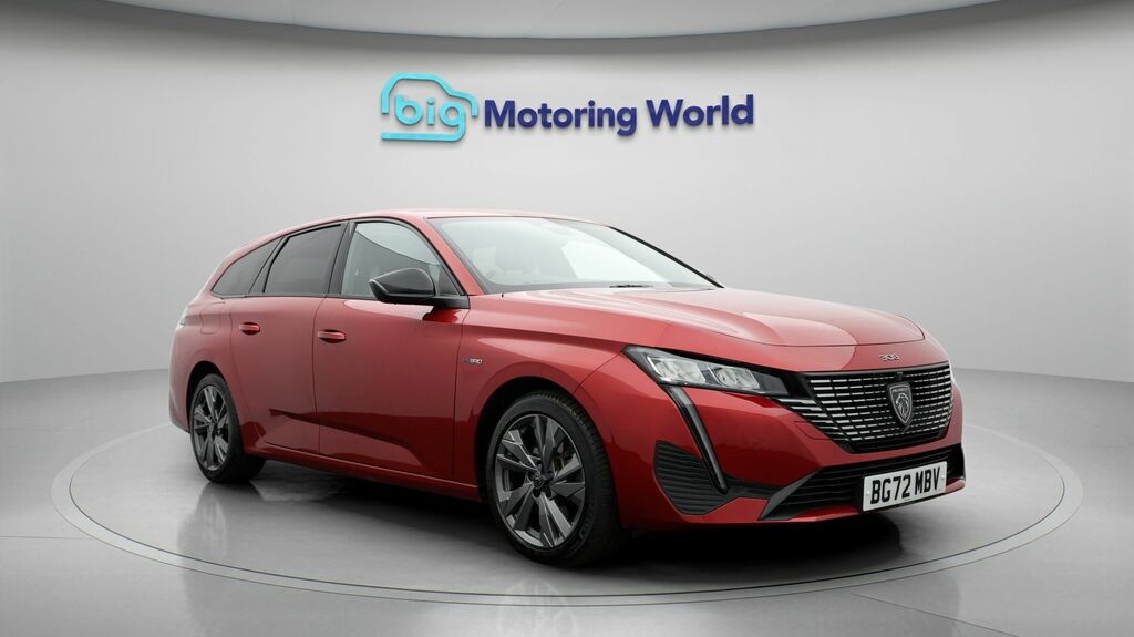 Peugeot 308 SW Allure Red