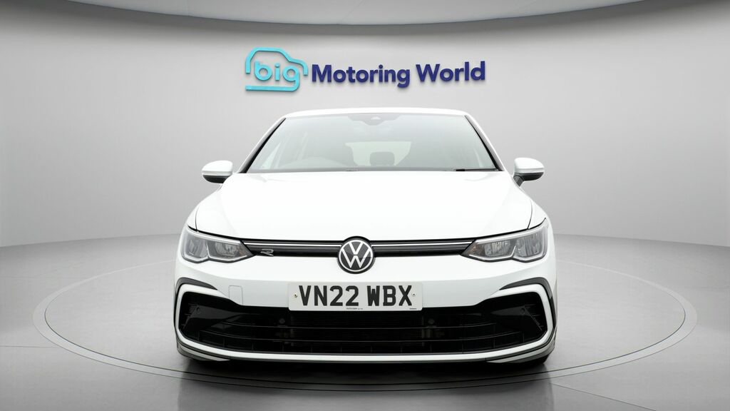 Volkswagen Golf R-line VN22WBX White #2