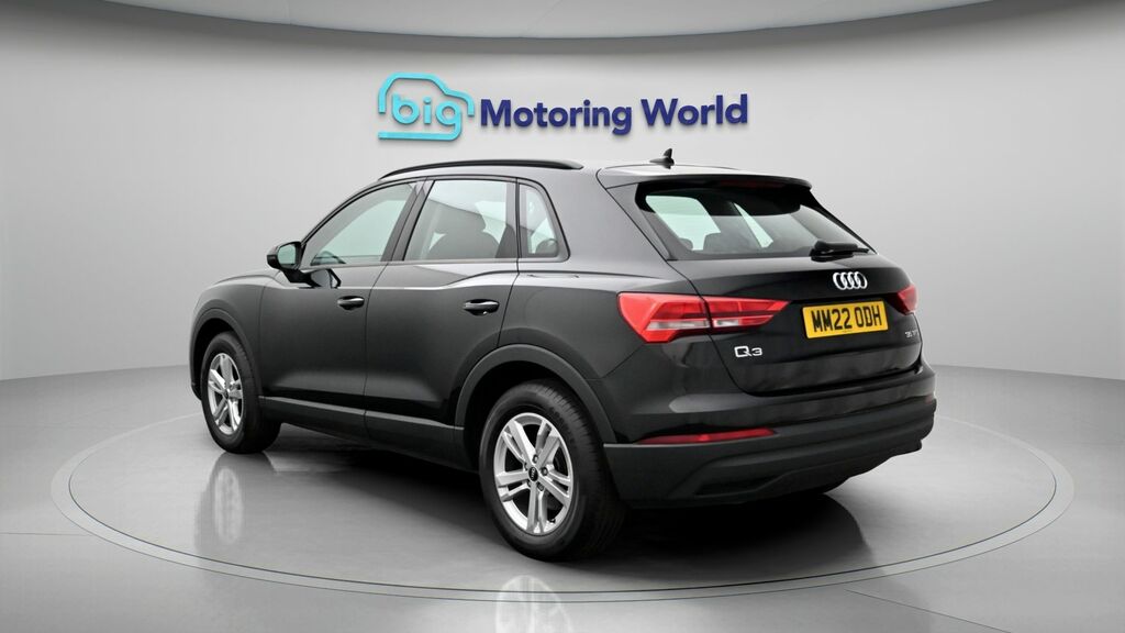 Audi Q3 Technik Black #5