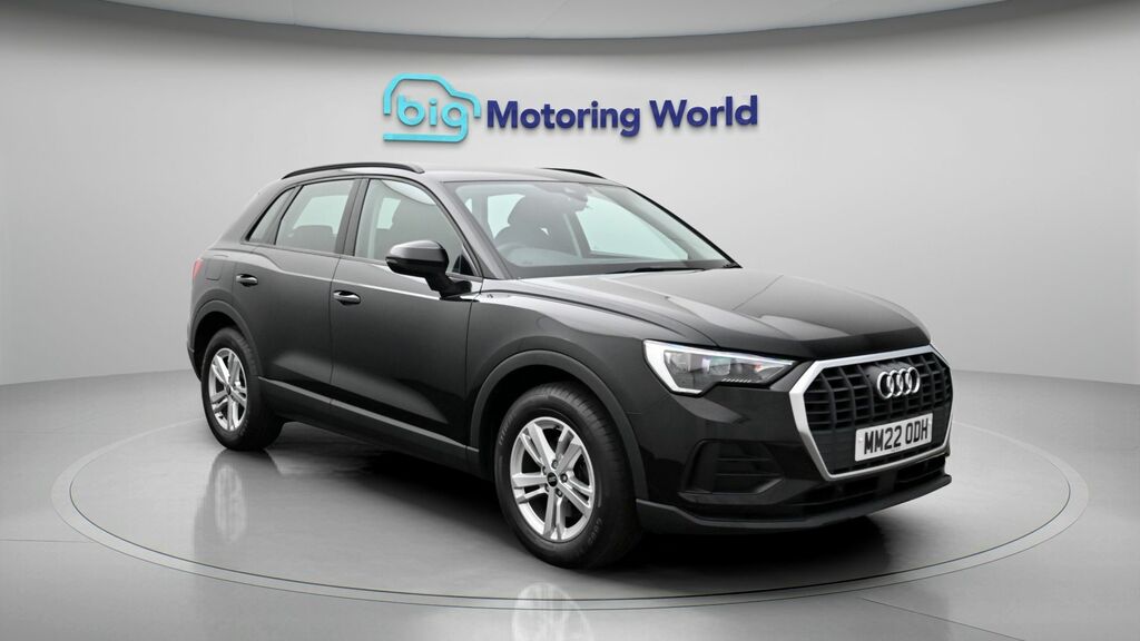 Audi Q3 Technik Black