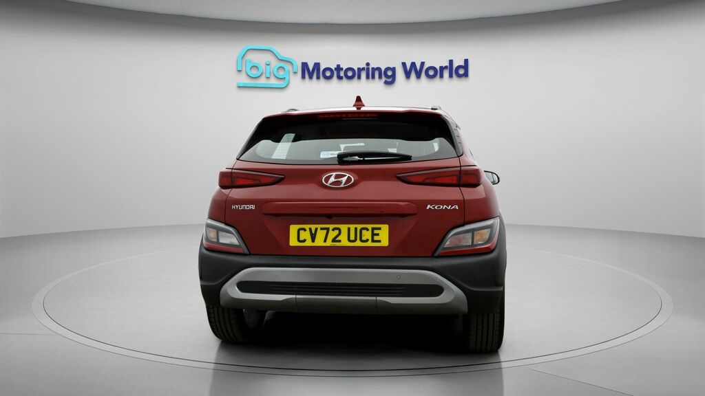 Hyundai Kona Se Connect Red #6