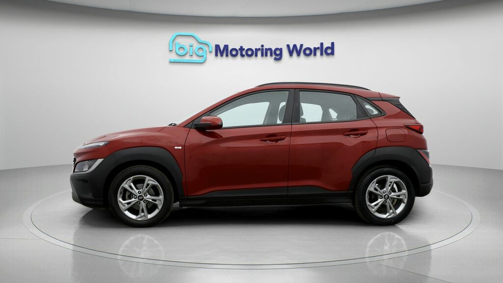 Hyundai Kona Se Connect Red #4