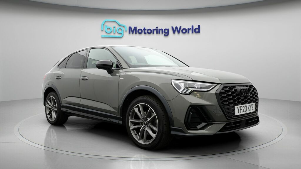 Audi Q3 Black Edition Grey