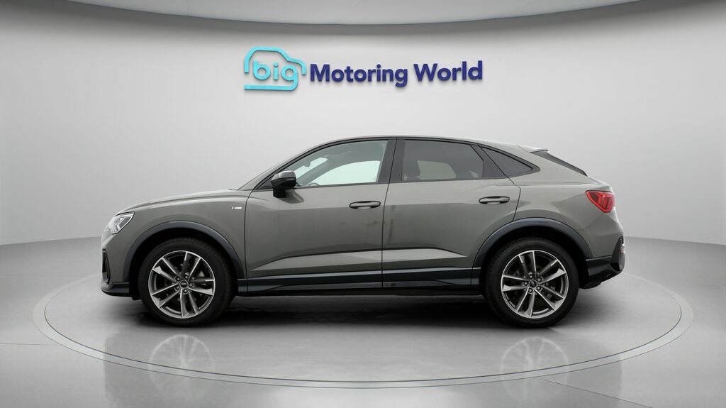Audi Q3 Black Edition YF23KYE Grey #4