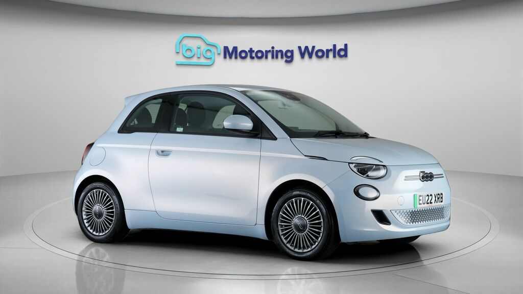 Fiat 500E Icon Blue