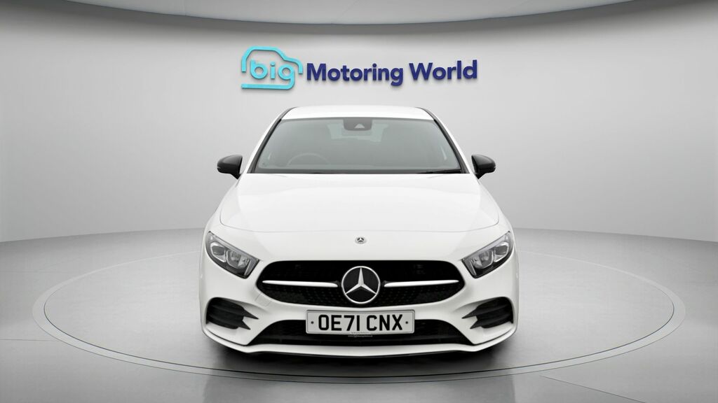 Mercedes-Benz A Class Amg Line Edition White #2