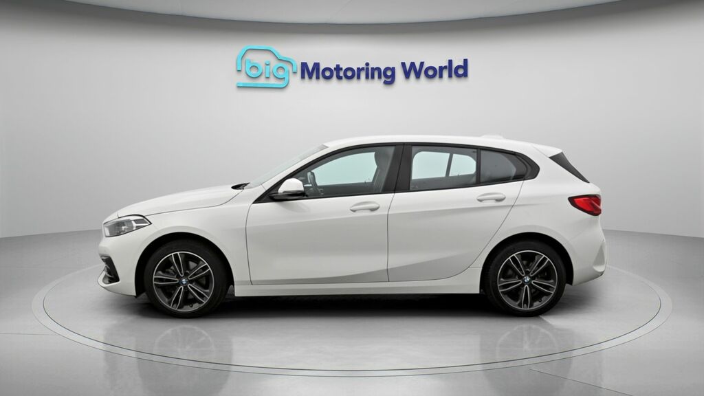 BMW 1 Series Sport White #4