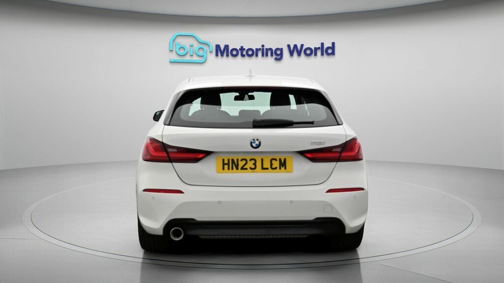 BMW 1 Series Sport White #6