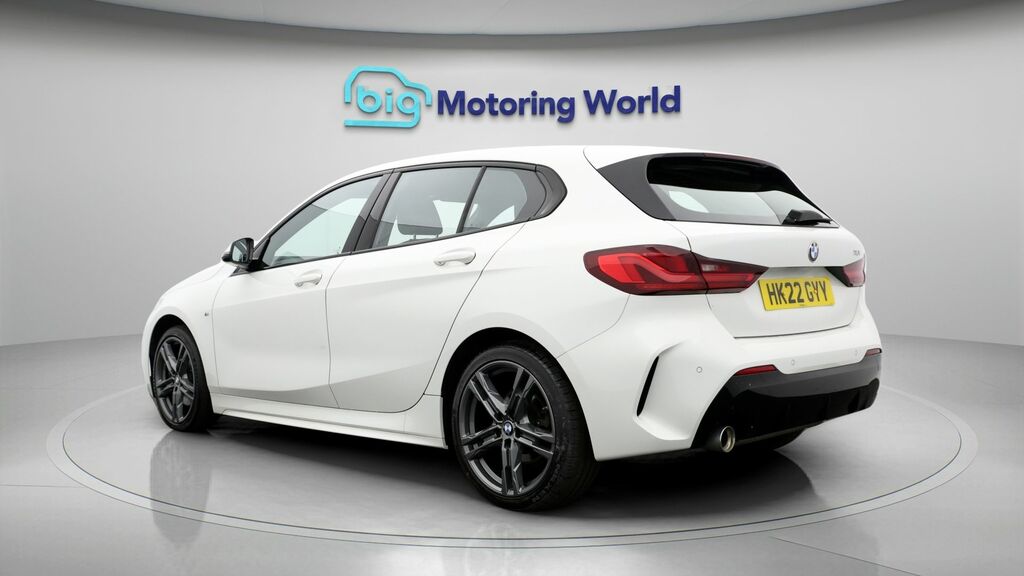 BMW 1 Series M Sport HK22GYY White #5