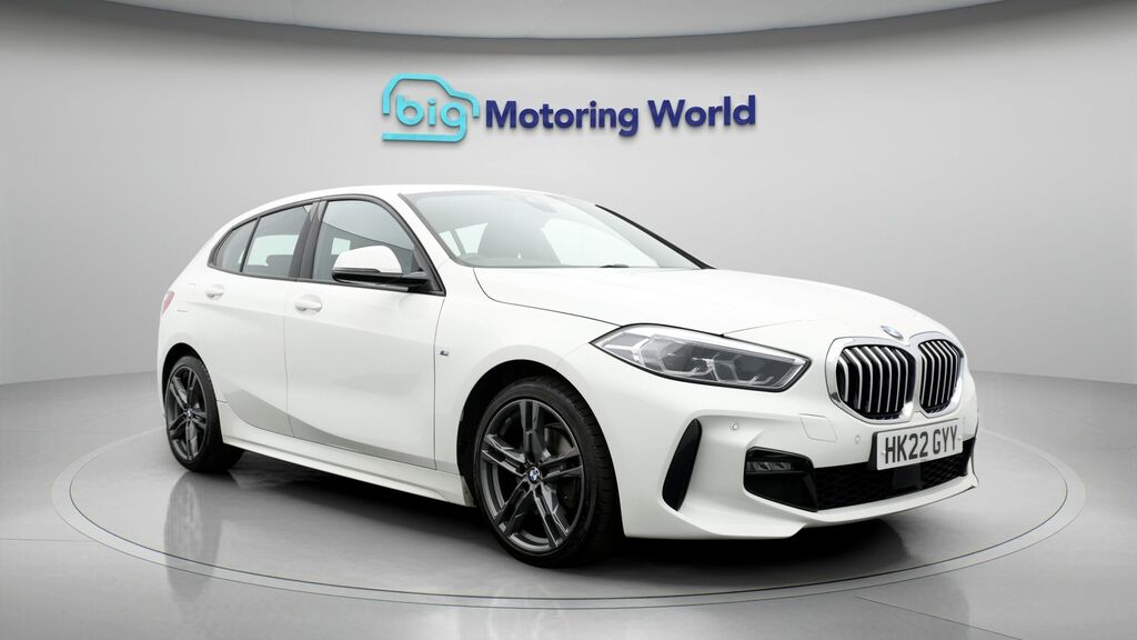 BMW 1 Series M Sport HK22GYY White