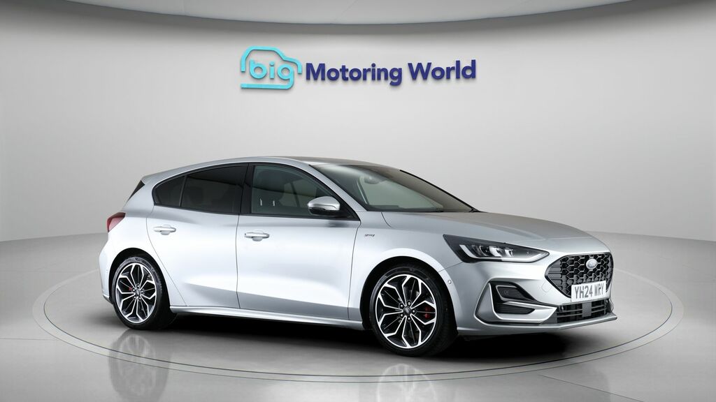 Ford Focus St-line X Silver