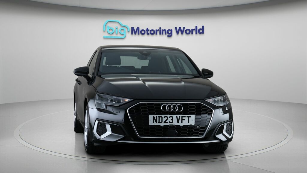 Audi A3 Sport Black #2