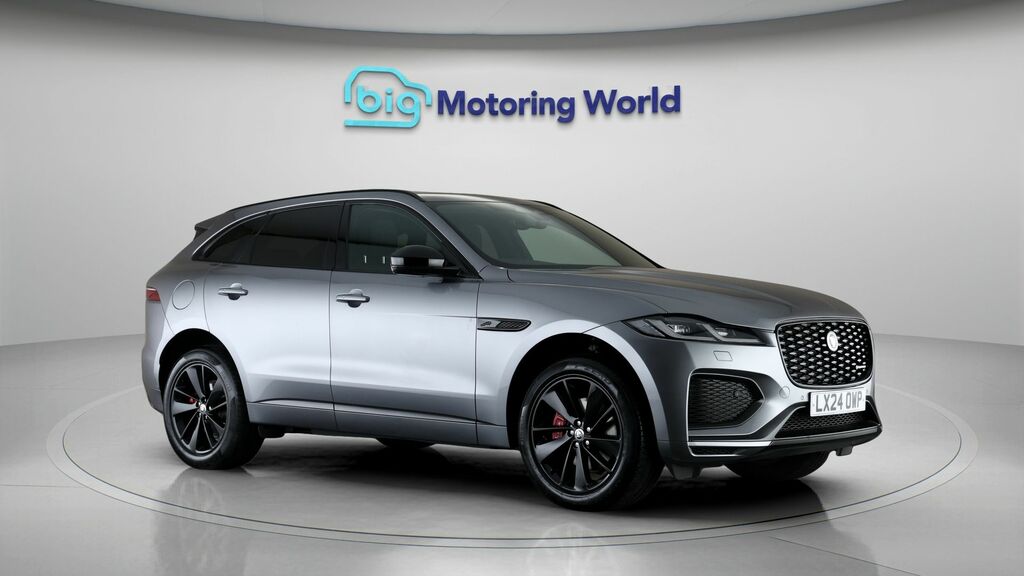 Jaguar F-Pace R-dynamic Se Black Grey