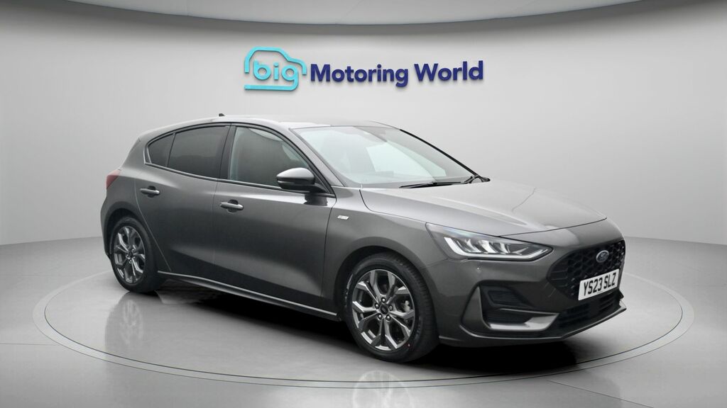 Ford Focus St-line Grey
