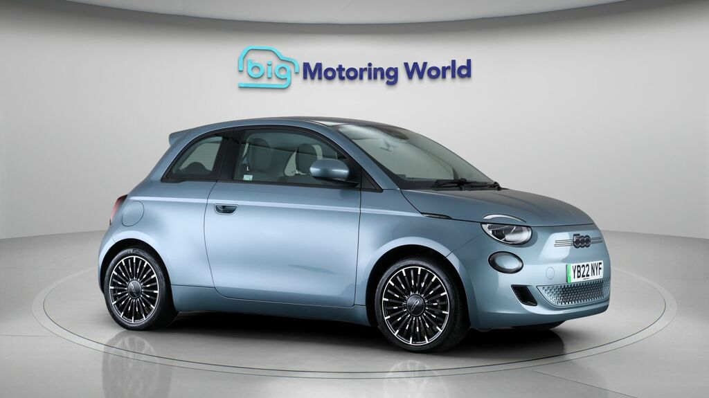 Fiat 500E Icon Blue