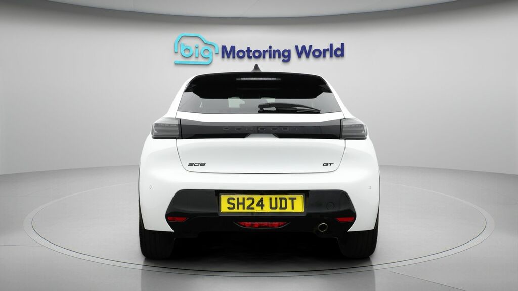 Peugeot 208 Gt White #6