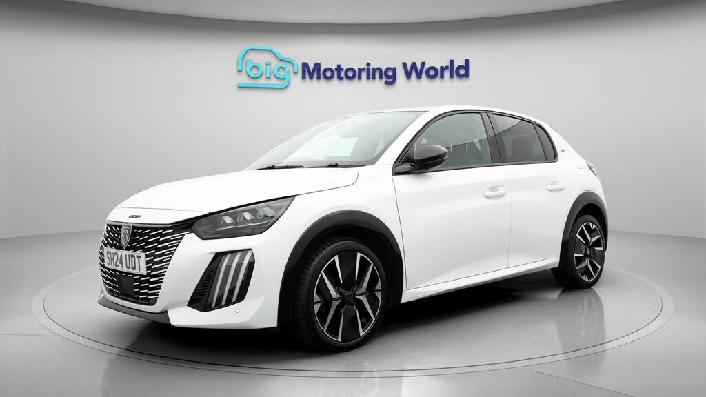 Peugeot 208 Gt White #3