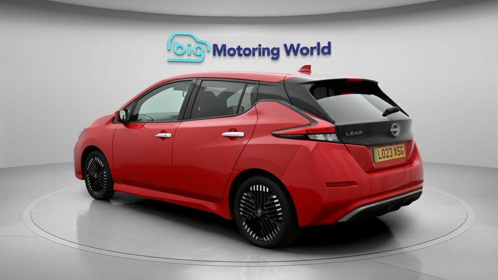 Nissan Leaf N-connecta LO23XSG Red #5