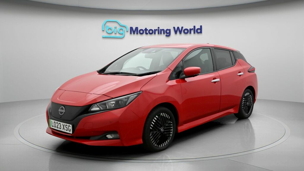 Nissan Leaf N-connecta LO23XSG Red #3