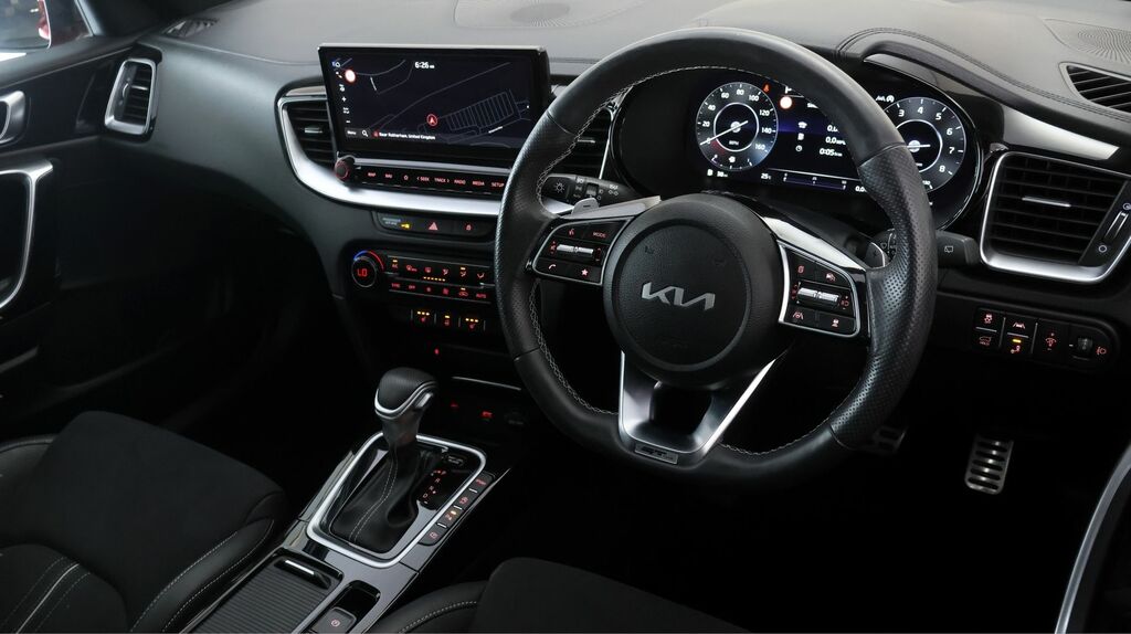 Kia Xceed 3 Grey #9