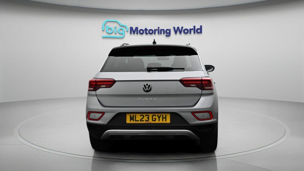 Volkswagen T-Roc Life Silver #6