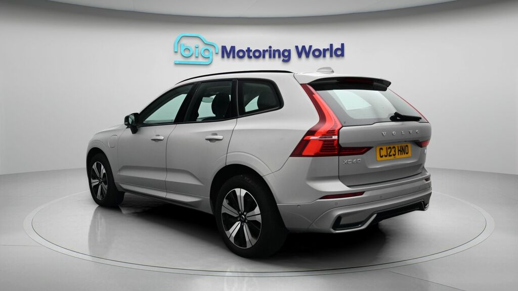 Volvo XC60 Plus Silver #5