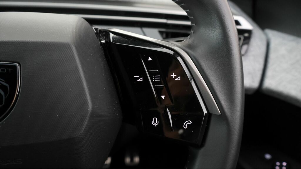 Peugeot 3008 73Kwh Gt Suv 210 Ps Blue #22