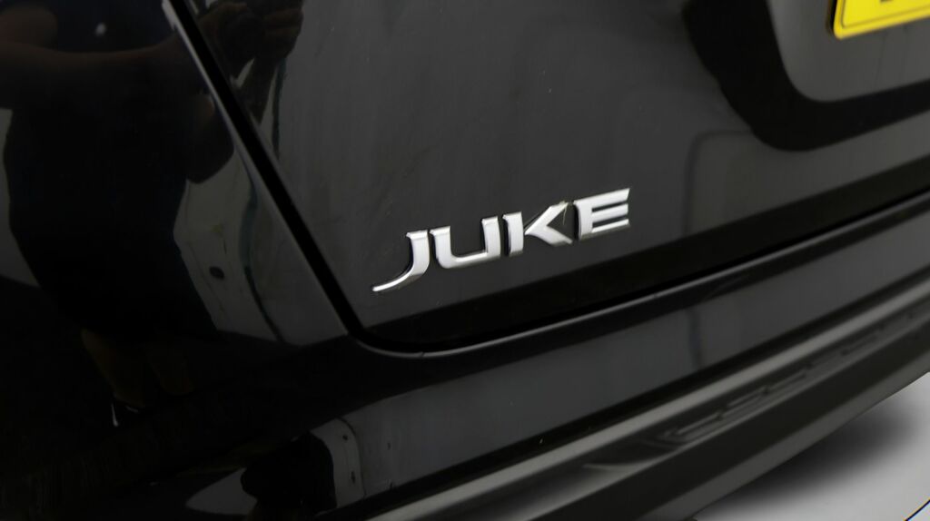 Nissan Juke 1.6 N-connecta Suv Hybrid Euro 6 Black #22