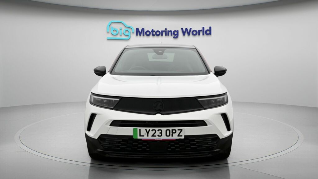 Vauxhall Mokka-e Gs White #2